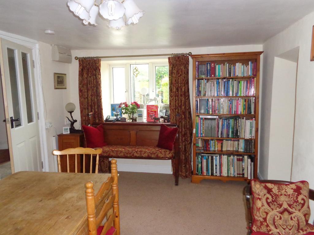 Lodge House B&B Buckland St Mary Kültér fotó